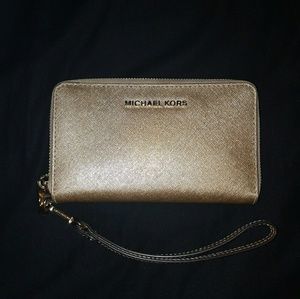 LIKE NEW Michael Kors wallet